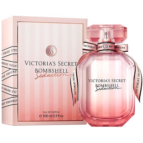 Victoria's Secret bombshell seduction
